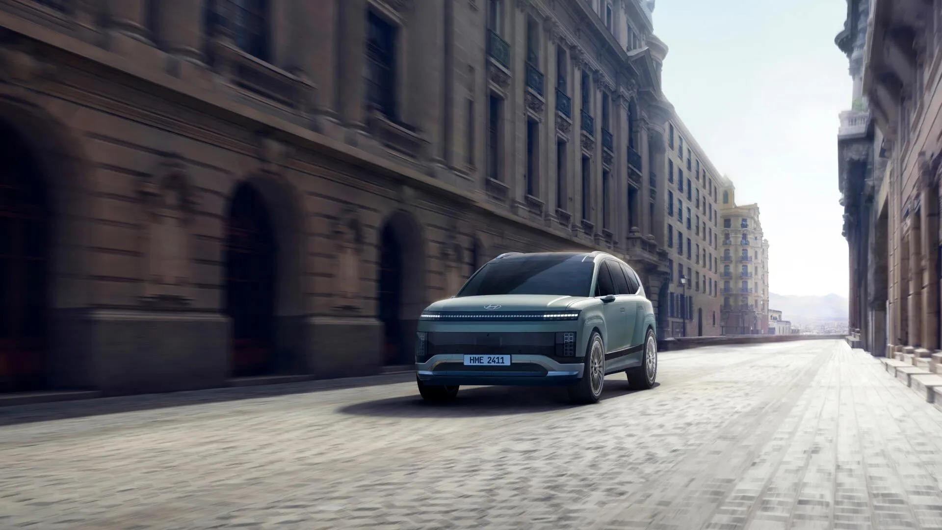Hyundai Motor redefinește mobilitatea vehiculelor electrice cu SUV-ul electric IONIQ 9: Spațiu mare - Inovație și mai mare